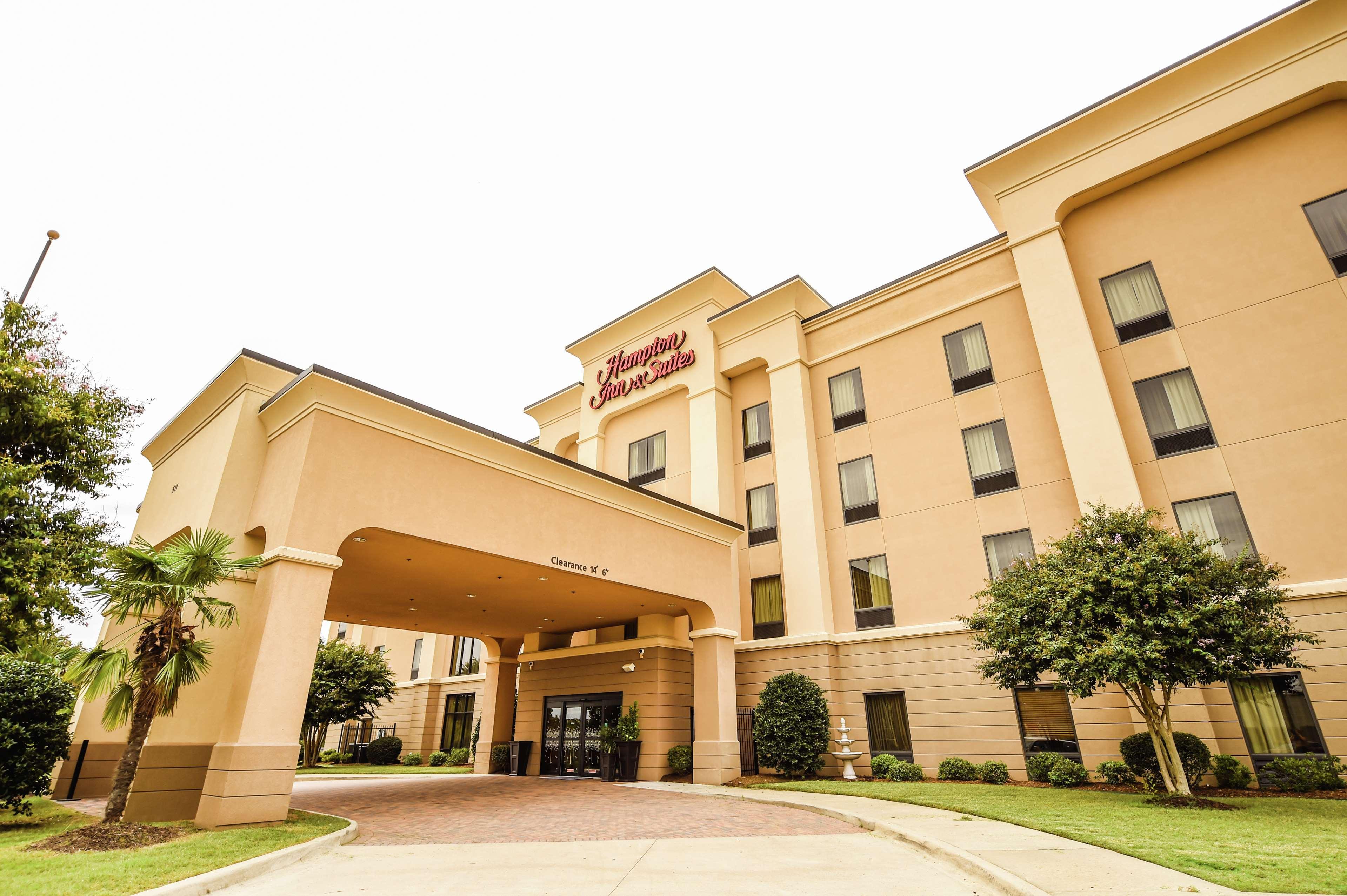 Hampton Inn & Suites Пайн Блафф Экстерьер фото